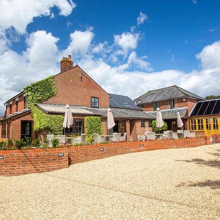 The Three Lions Hotel Fordingbridge Ngoại thất bức ảnh